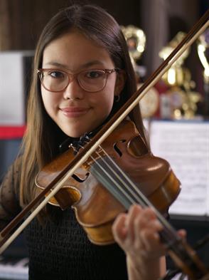 Keilani Bolhuis received a gold medal from The Royal Conservatory of Music (RCM) and was invited to participate at the RCM National Celebration of Excellence Recital at Carnegie Hall.
